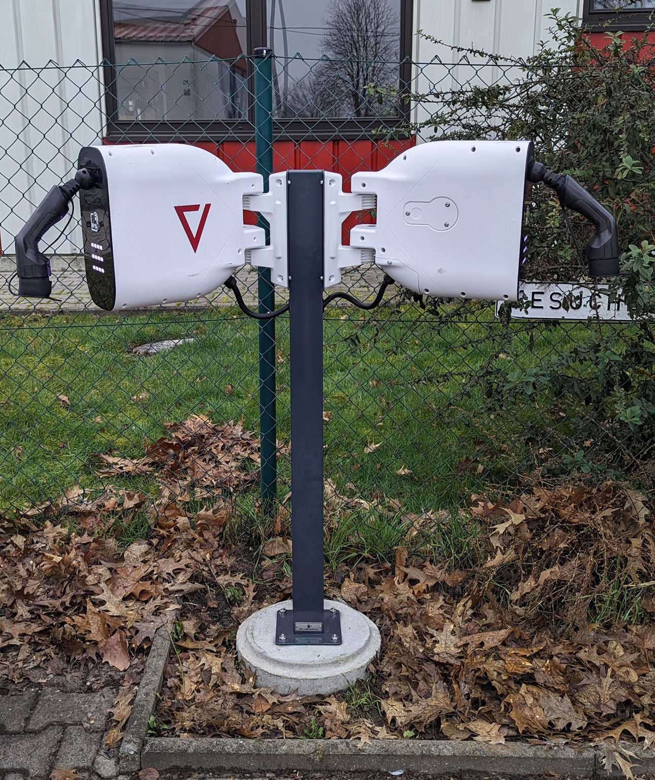 Doppel Ladesäule / Standfuß passend für für Voitas Wallbox aus Edelstahl mit Pulverbeschichtung | Ständer | Standfuß | Stele |